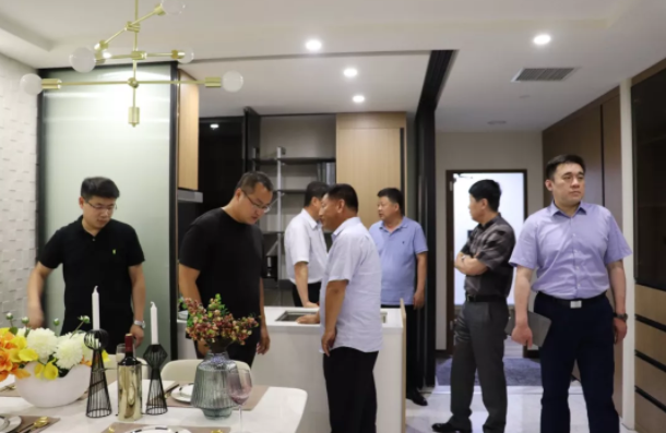 萊州市住建局、中建八局訪問(wèn)海驪，探討住居全產(chǎn)業(yè)鏈合作